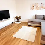 Bodensee Urban Living - Balkon&parkplatz Eriskirch