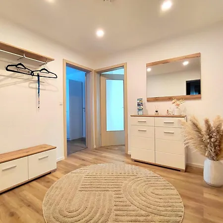 アパート Bodensee Urban Living - Balkon & Parkplatz
